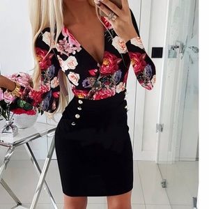 🎉HOST PICK 🎉 Black Floral Gold Button Dress!